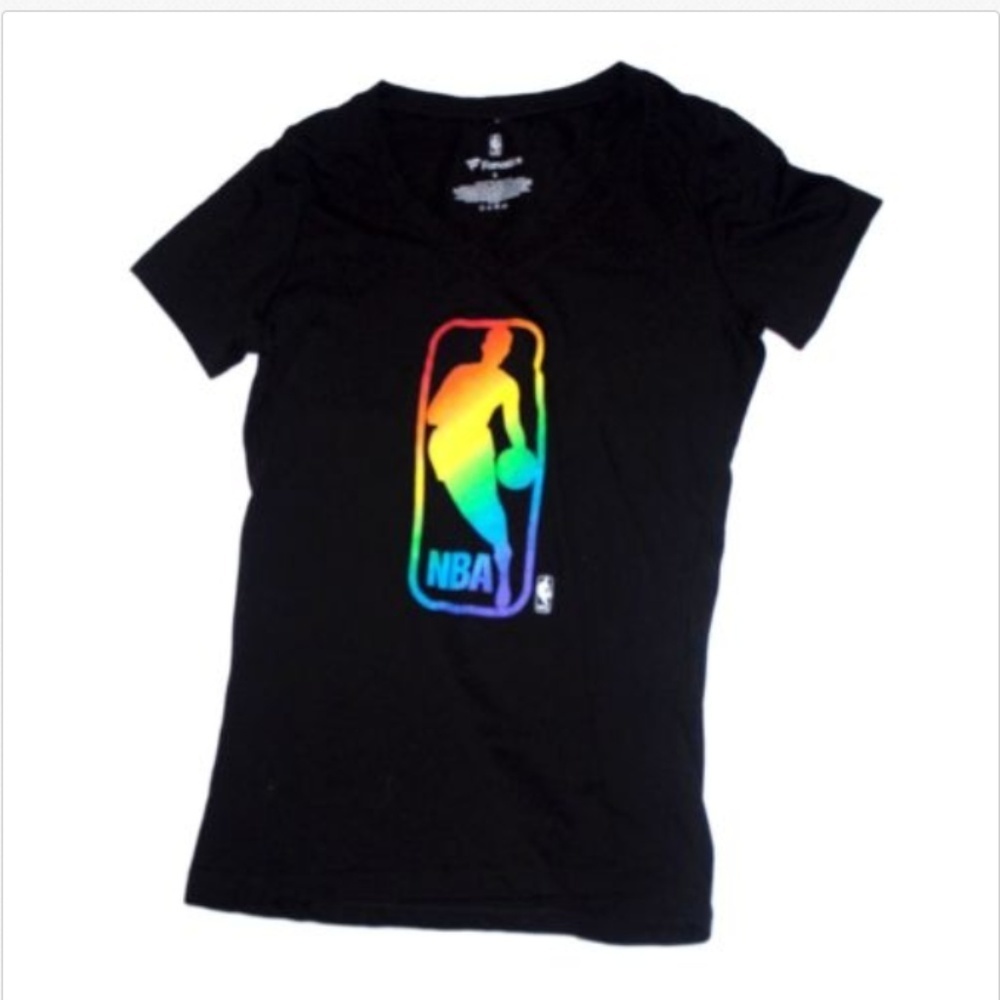 Fanatics Branded NBA Women's Black LogoTeam V-Neck T-Shirt Size Small